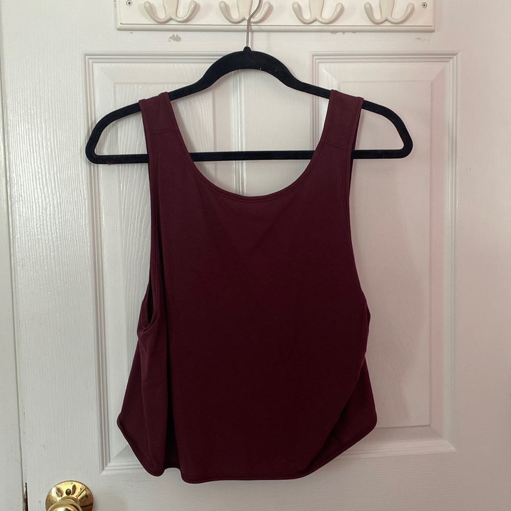 New lululemon open back tank